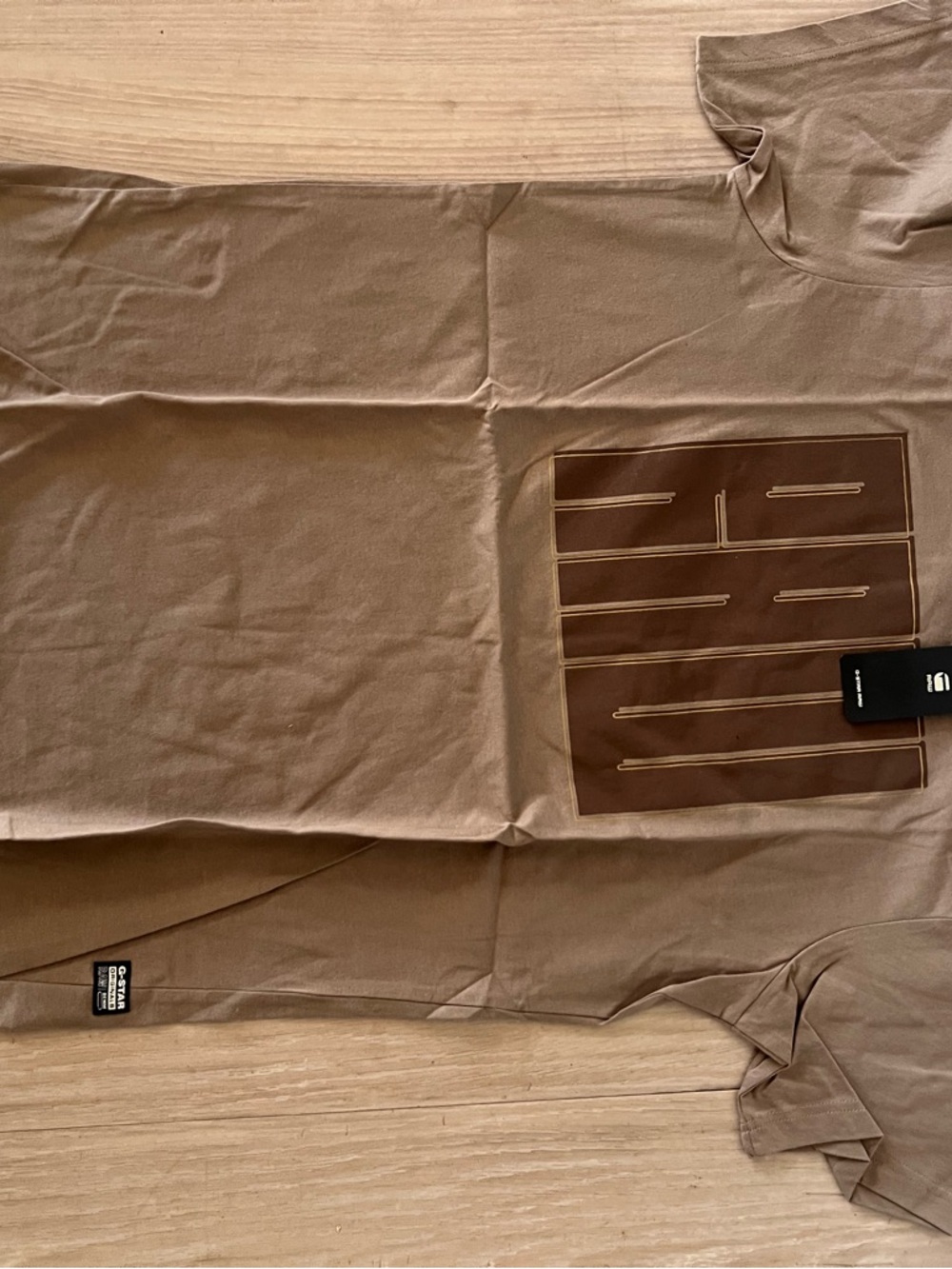 G-Star Brown Tee with Beige Linear Chest Graphic